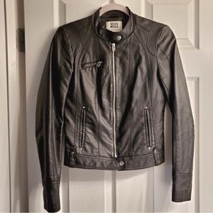 VERO MODA - BLACK Vegan Leather Motorcycle Jacket - Women Size Small.